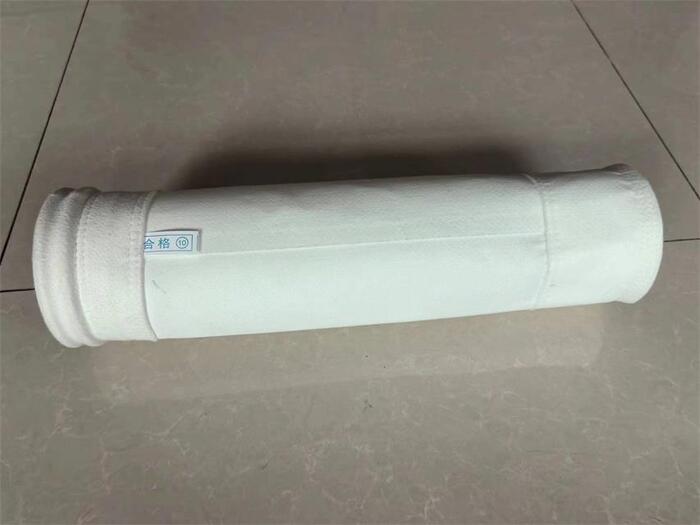 <b>聚苯硫醚除塵布袋</b>